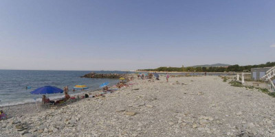 Пляж с интересным названием – «Торик» в курортном Геленджике – оптимальный маршрут, цены на питание, информация, частые вопросы.